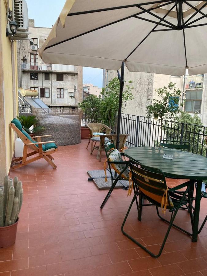 L'Oasi Di Sofia Appartamento Turistico Etnea Cavour Bellini Katanya Dış mekan fotoğraf