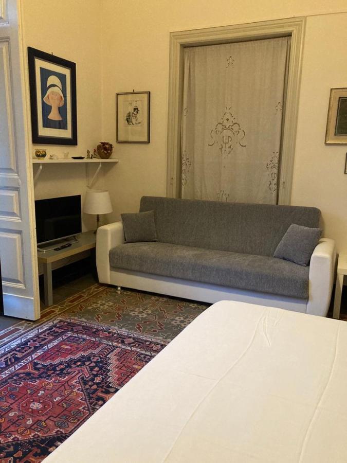 L'Oasi Di Sofia Appartamento Turistico Etnea Cavour Bellini Katanya Dış mekan fotoğraf
